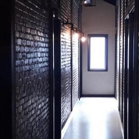 Reddoorz Plus @ Doorman Guest House Bandung Extérieur photo
